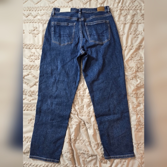 ✨SOLD✨Size 12 American Eagle Classic Blue Mom Jeans - Picture 16 of 16